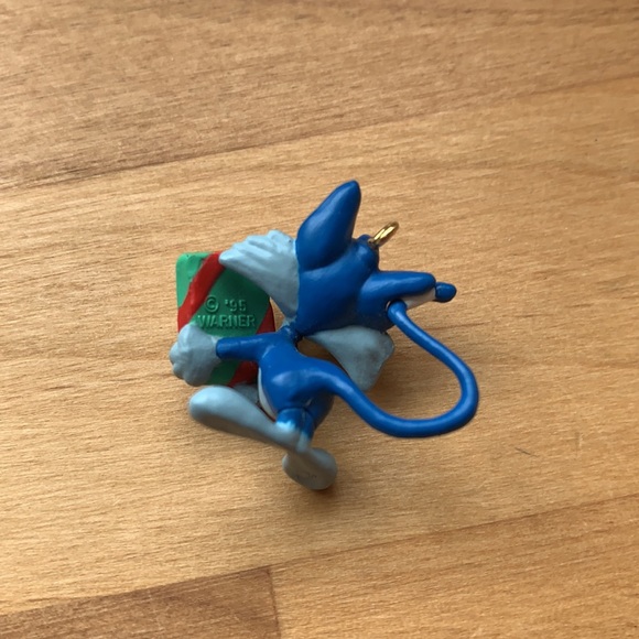 2 Hallmark Tiny Toon Adventures Miniature Ornaments - Picture 6 of 8